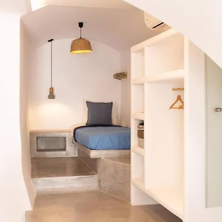 Traditional Arch House Paros Márpissa