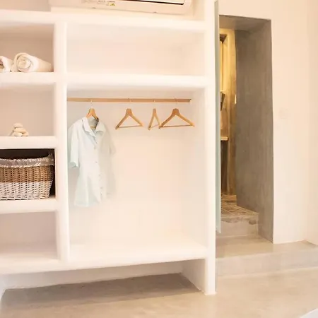 Traditional Arch House Paros